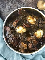 Ofada Stew with rice and plantains